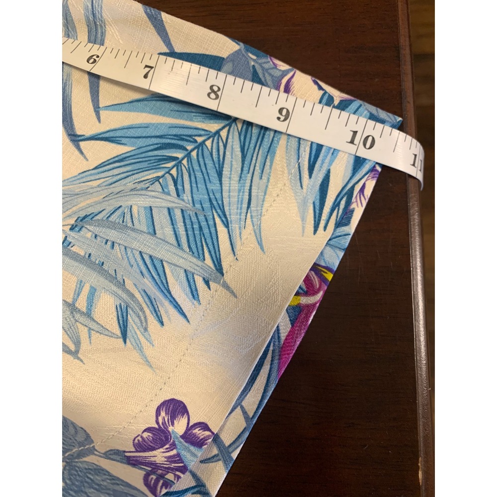 Tommy‎ Bahama  Medium 100% Silk Tropical Hibiscus Floral Camp Shirt Blue Purple - Picture 7 of 8